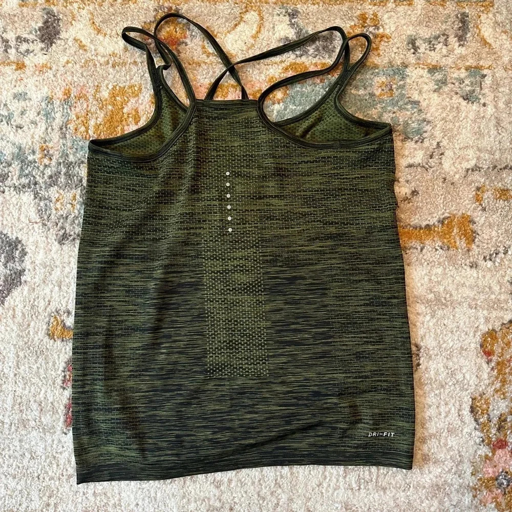 Olive green marled Nike Dri-Fit activewear tank B-1 - Picture 2 of 3